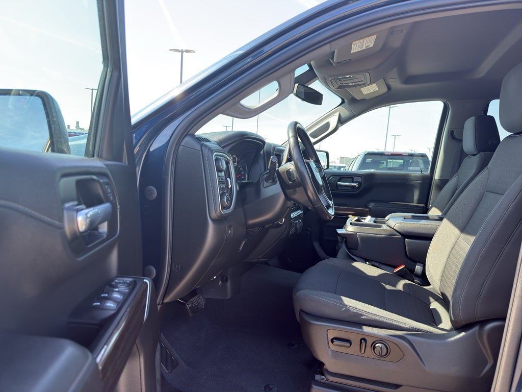 2021 Chevrolet Silverado 1500 Crew Cab Short Box 4-Wheel Drive RST