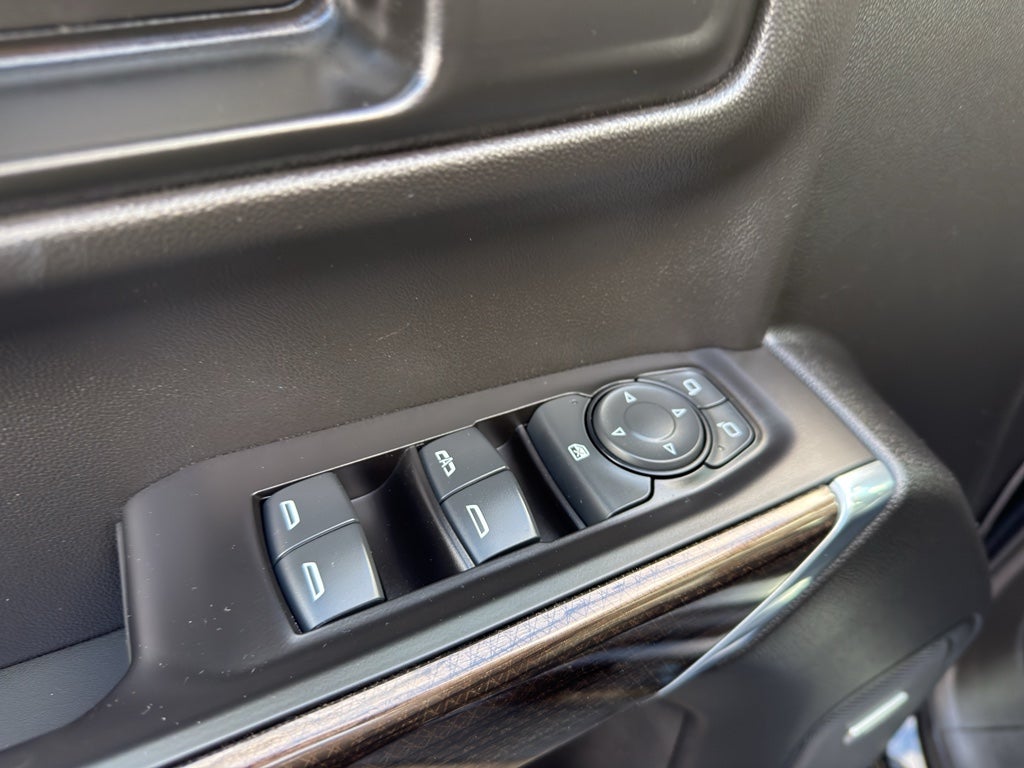 2021 Chevrolet Silverado 1500 Crew Cab Short Box 4-Wheel Drive RST