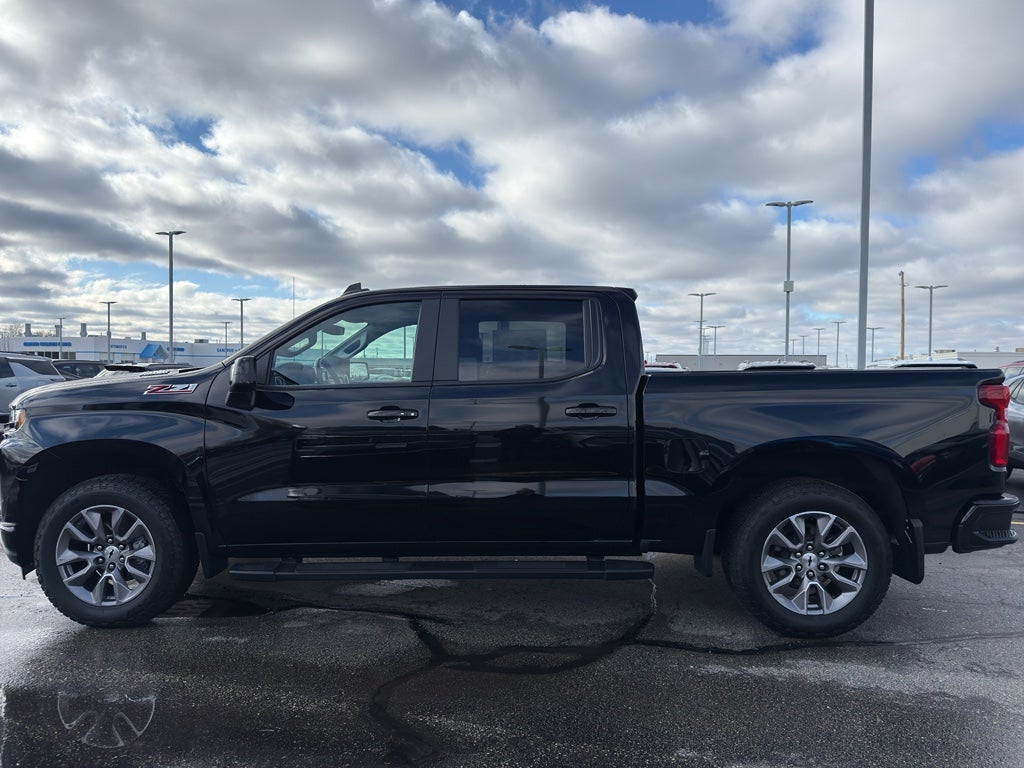 2021 Chevrolet Silverado 1500 Crew Cab Short Box 4-Wheel Drive RST