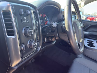 2017 Chevrolet Silverado 1500 Double Cab Standard Box 4-Wheel Drive LT Z71