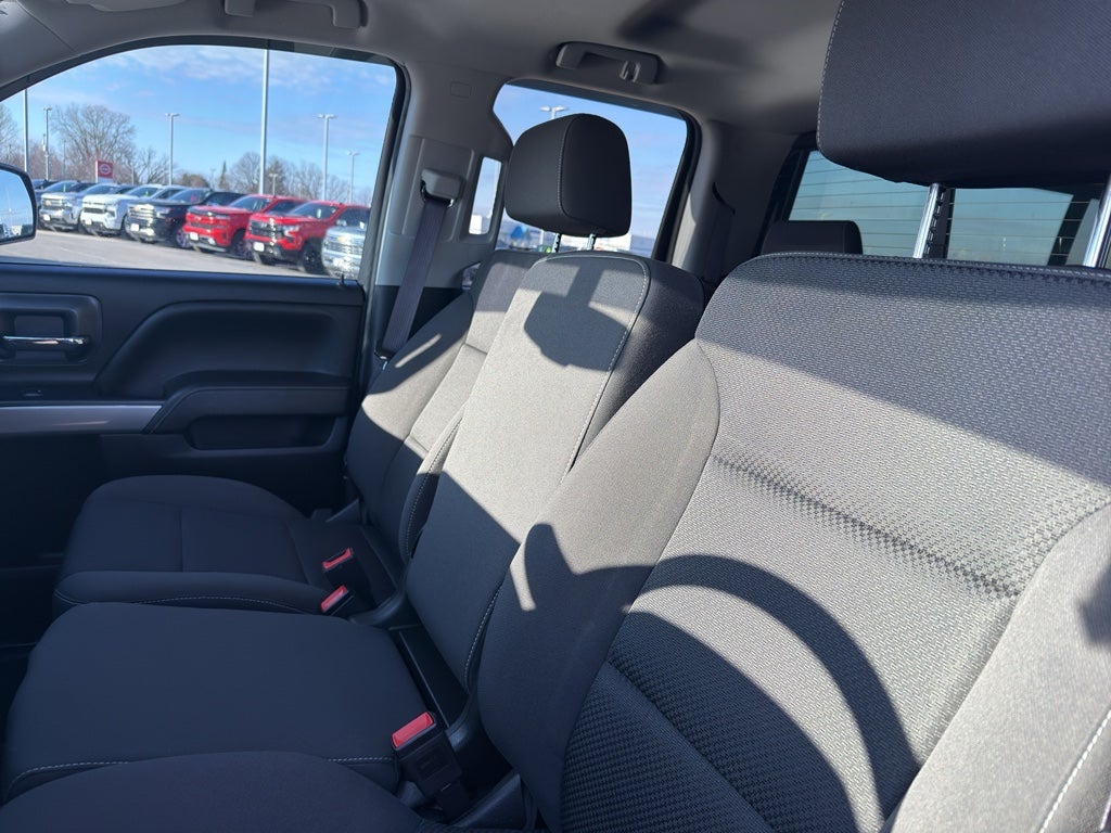 2017 Chevrolet Silverado 1500 Double Cab Standard Box 4-Wheel Drive LT Z71