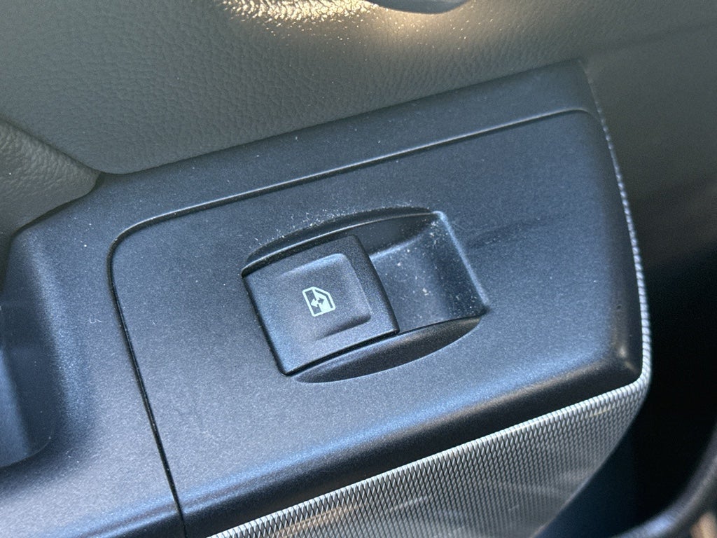 2017 Chevrolet Silverado 1500 Double Cab Standard Box 4-Wheel Drive LT Z71