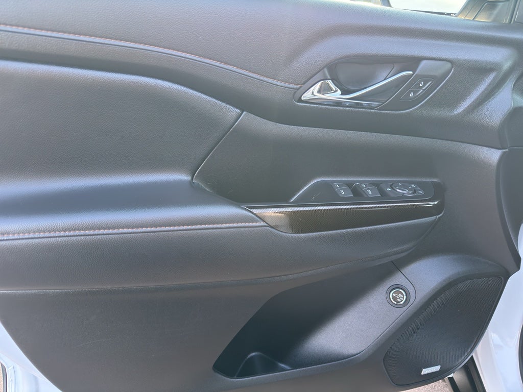 2023 GMC Acadia AWD AT4