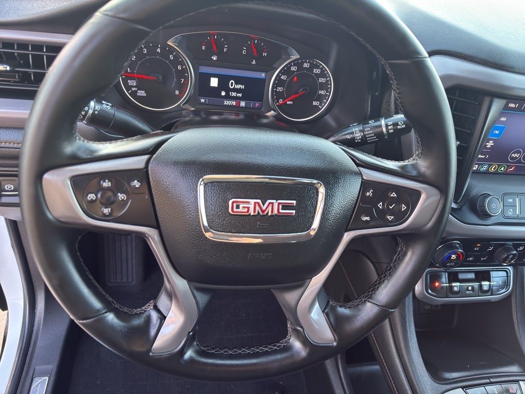 2023 GMC Acadia AWD AT4