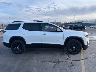 2023 GMC Acadia AWD AT4