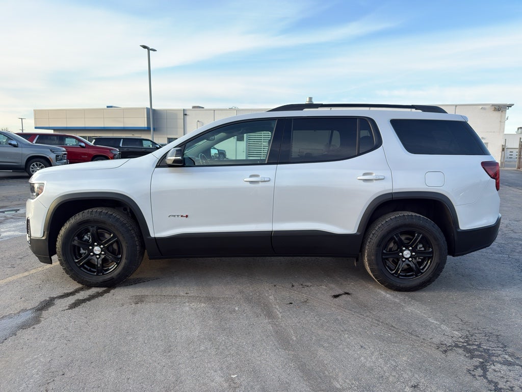 2023 GMC Acadia AWD AT4