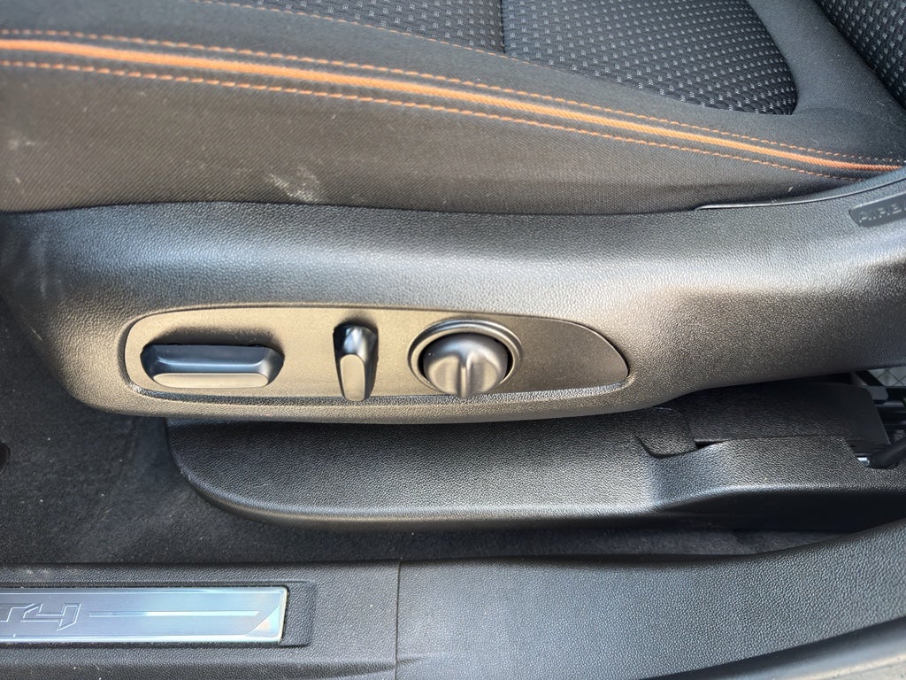 2023 GMC Acadia AWD AT4