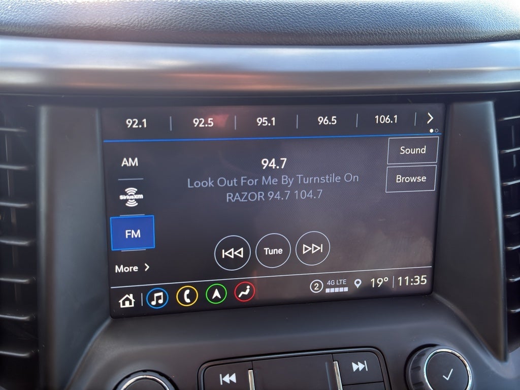 2023 GMC Acadia AWD AT4