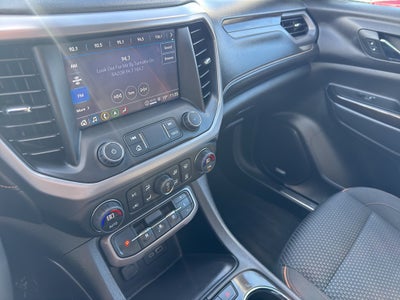 2023 GMC Acadia AWD AT4