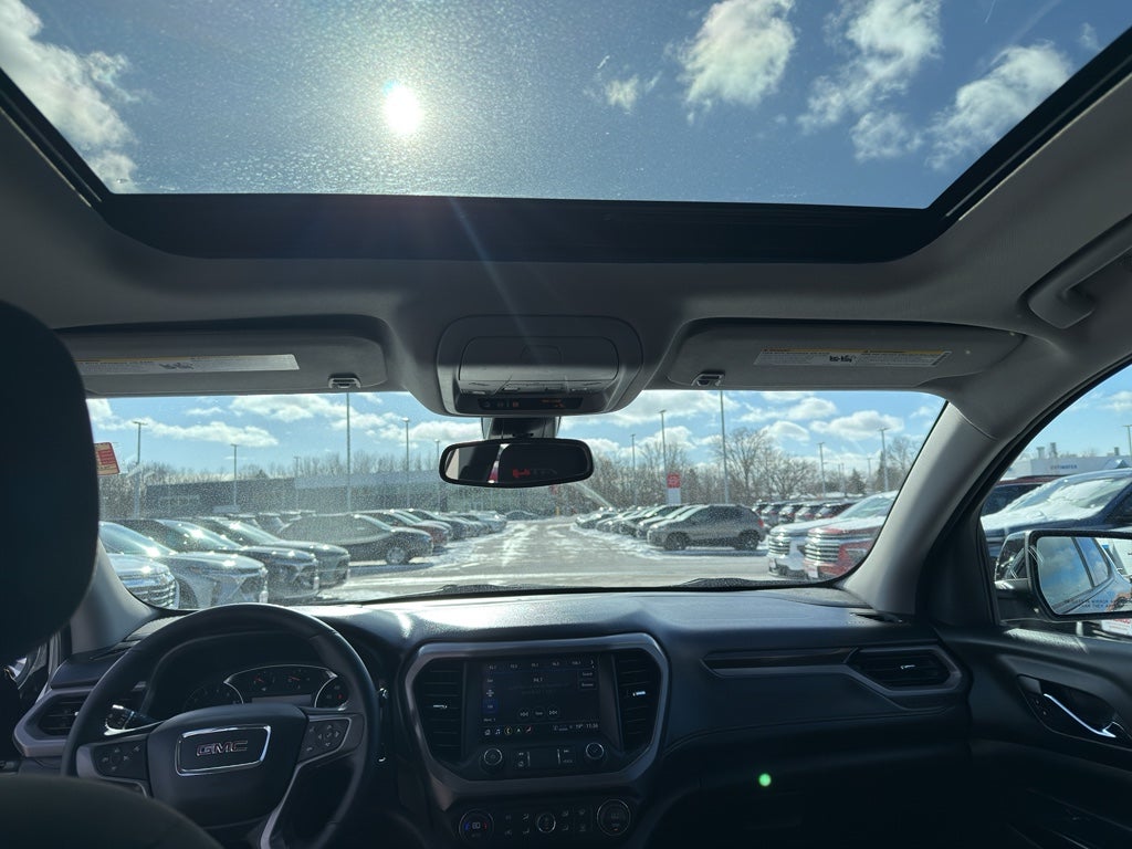 2023 GMC Acadia AWD AT4
