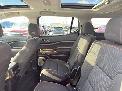 2023 GMC Acadia AWD AT4