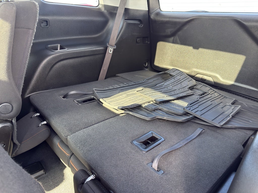 2023 GMC Acadia AWD AT4