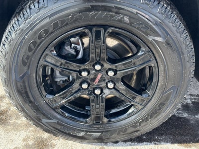 2023 GMC Acadia AWD AT4