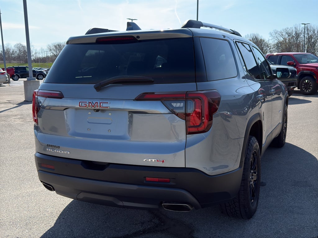 2023 GMC Acadia AWD AT4