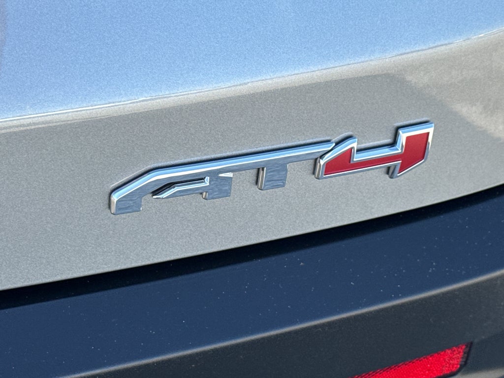 2023 GMC Acadia AWD AT4