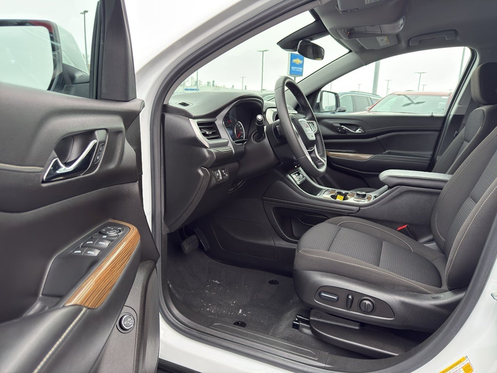 2023 GMC Acadia AWD SLE