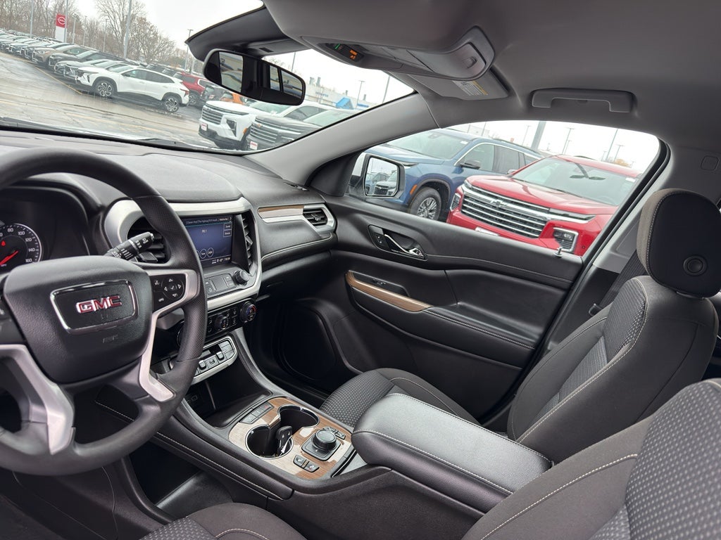 2023 GMC Acadia AWD SLE