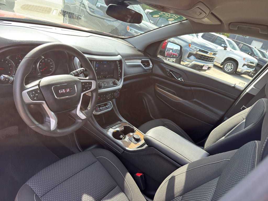 2023 GMC Acadia AWD SLE