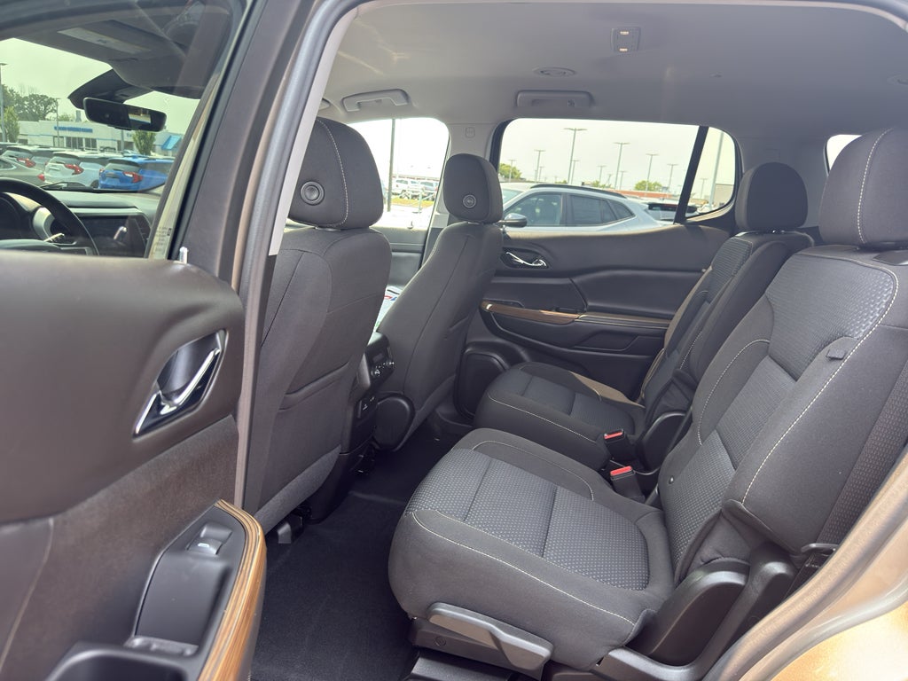 2022 GMC Acadia AWD SLE