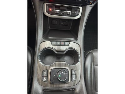 2023 GMC Acadia AWD SLT