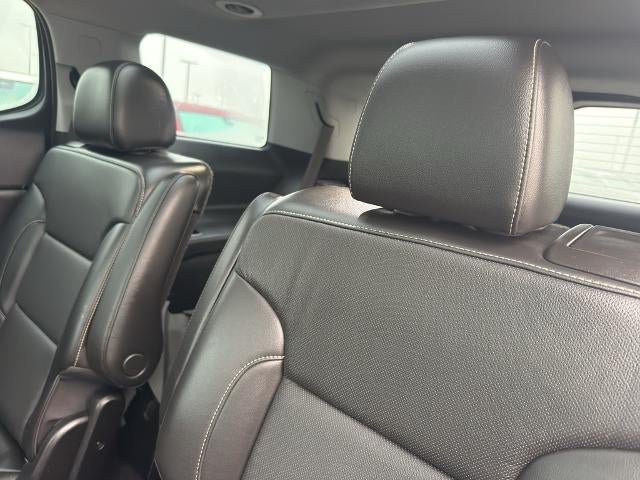 2023 GMC Acadia AWD SLT
