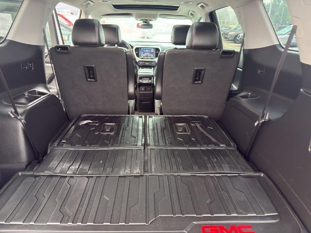 2023 GMC Acadia AWD SLT