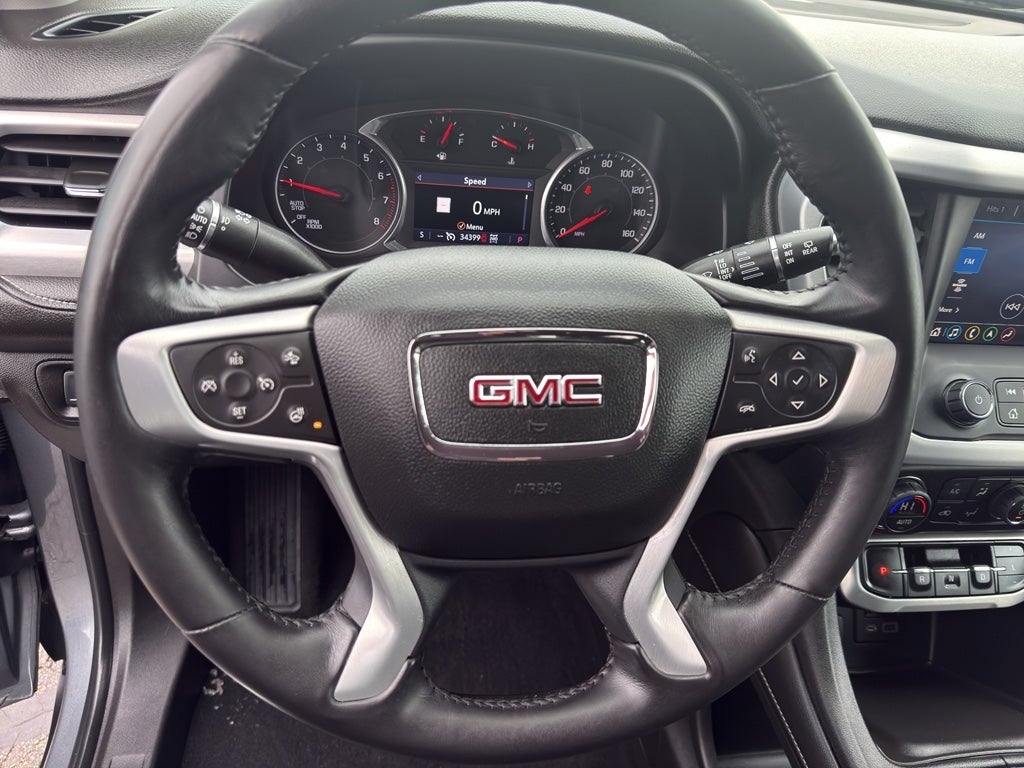 2022 GMC Acadia AWD SLT