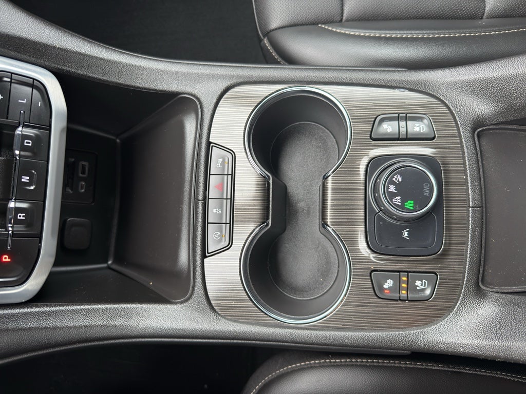 2022 GMC Acadia AWD SLT