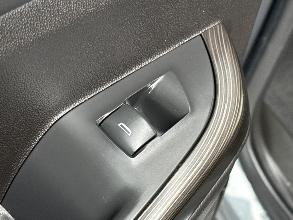 2022 GMC Acadia AWD SLT