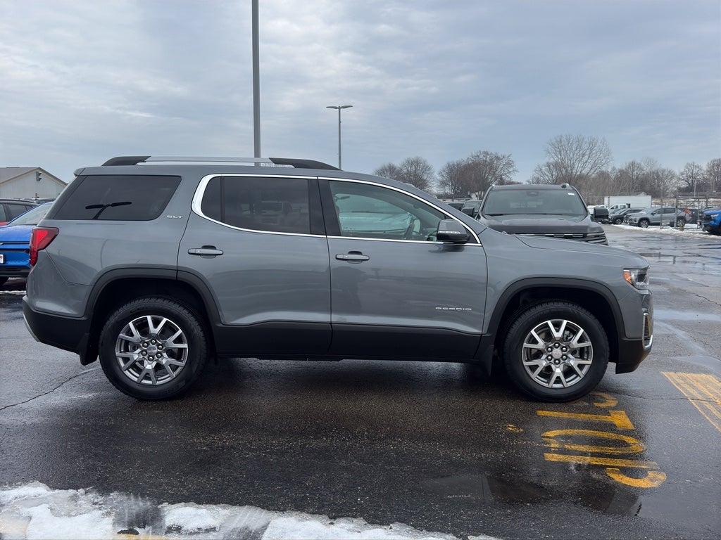 2022 GMC Acadia AWD SLT