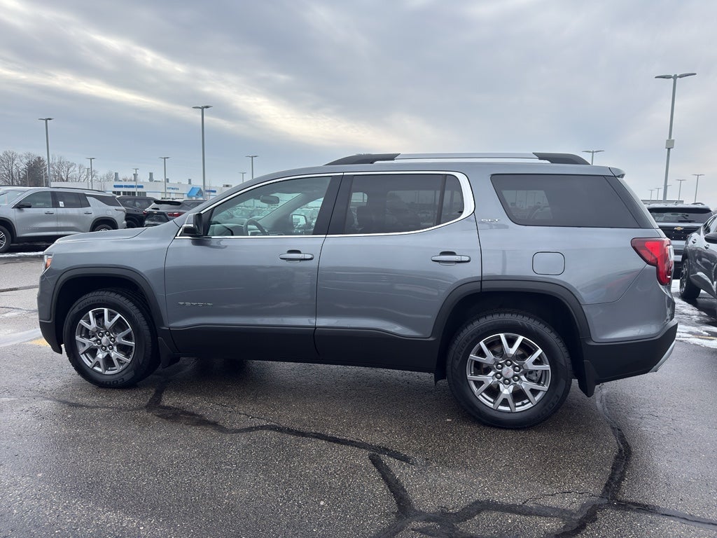 2022 GMC Acadia AWD SLT