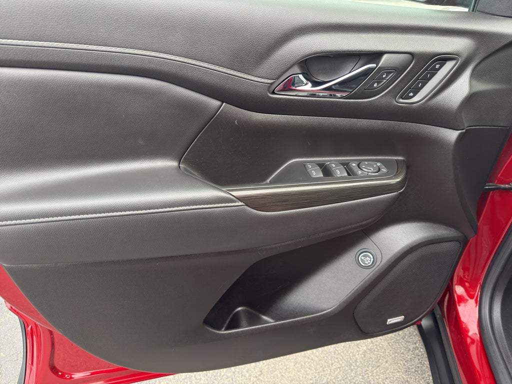 2023 GMC Acadia AWD SLT