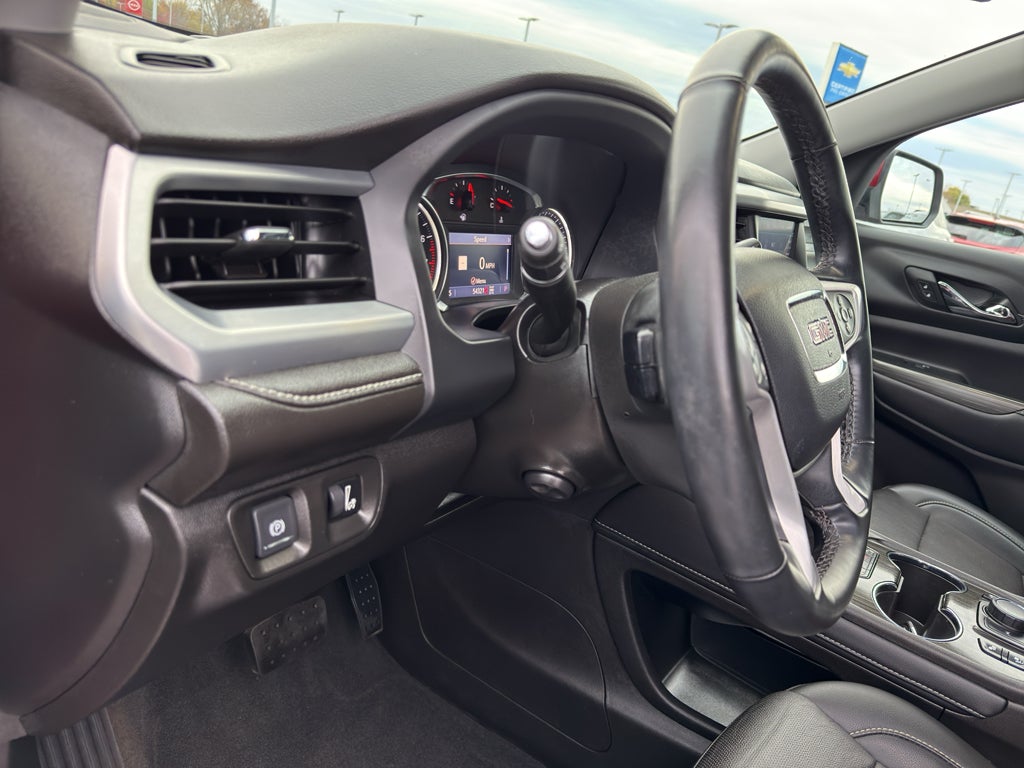 2023 GMC Acadia AWD SLT