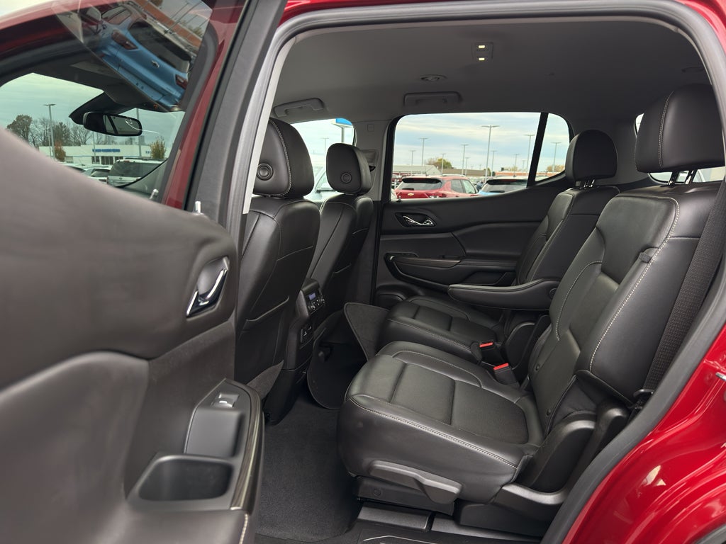 2023 GMC Acadia AWD SLT