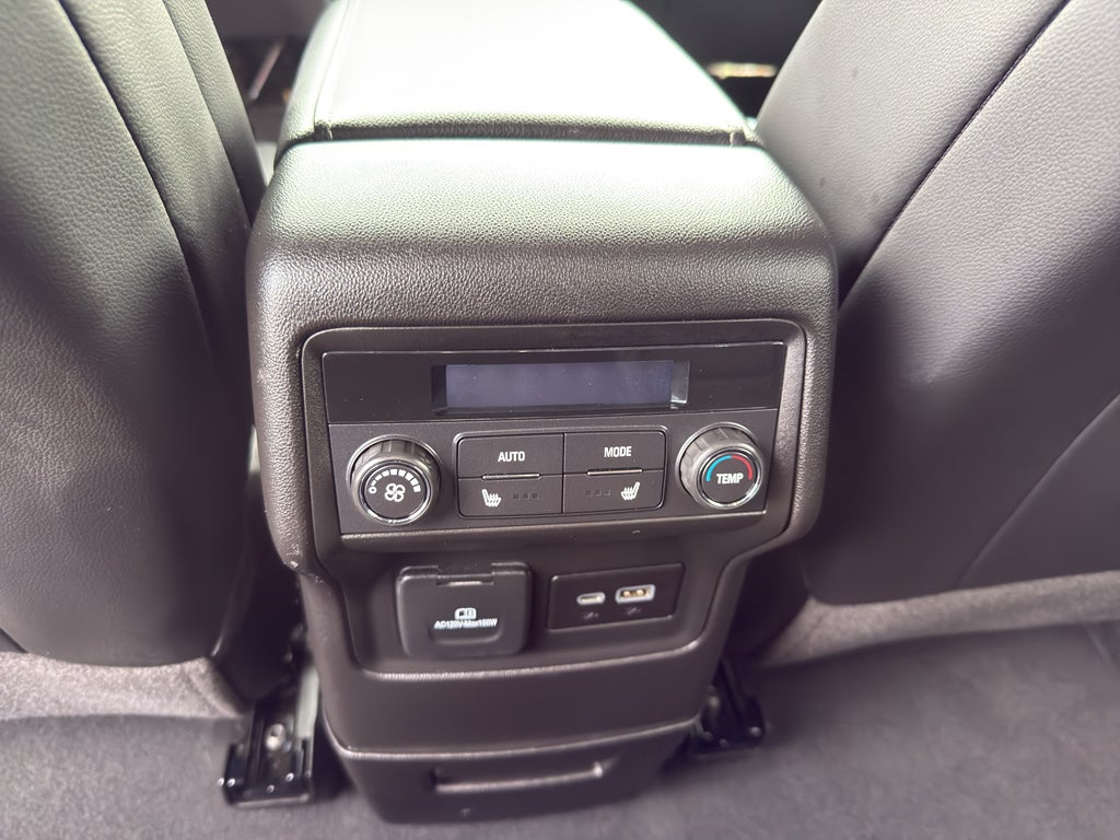 2023 GMC Acadia AWD SLT