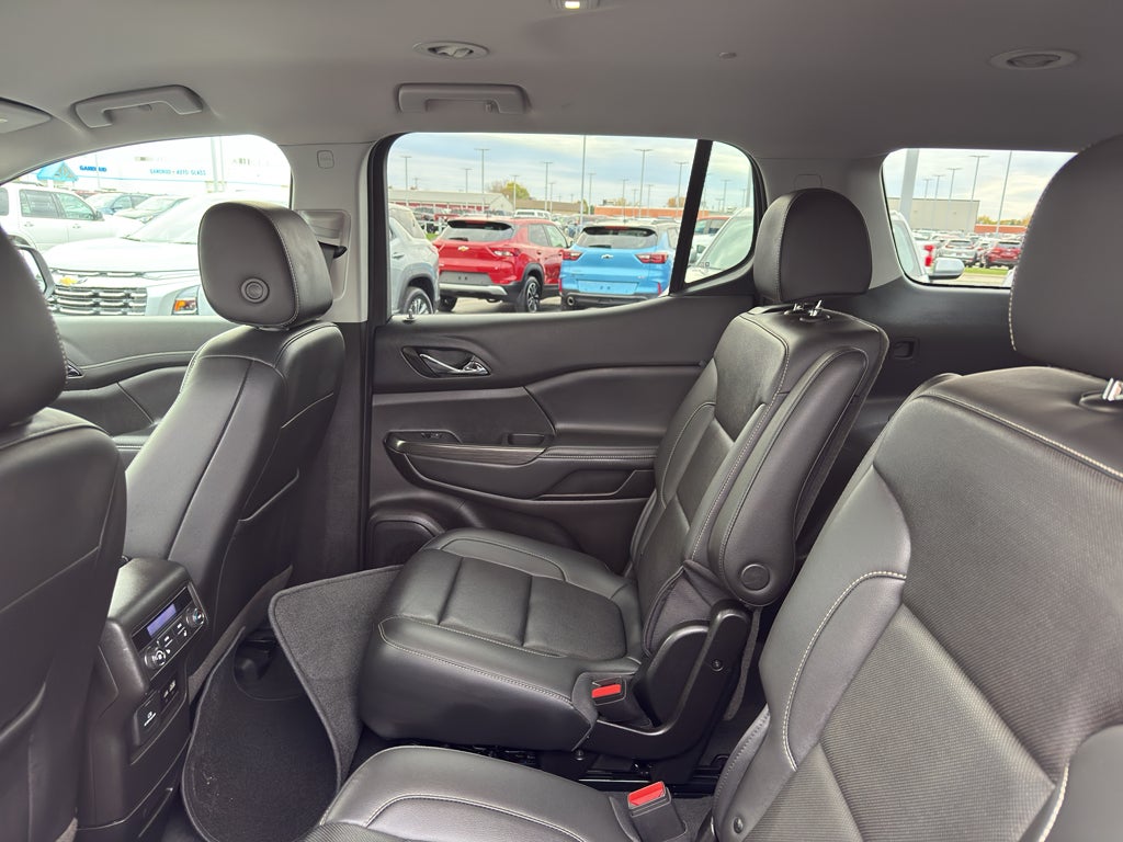 2023 GMC Acadia AWD SLT