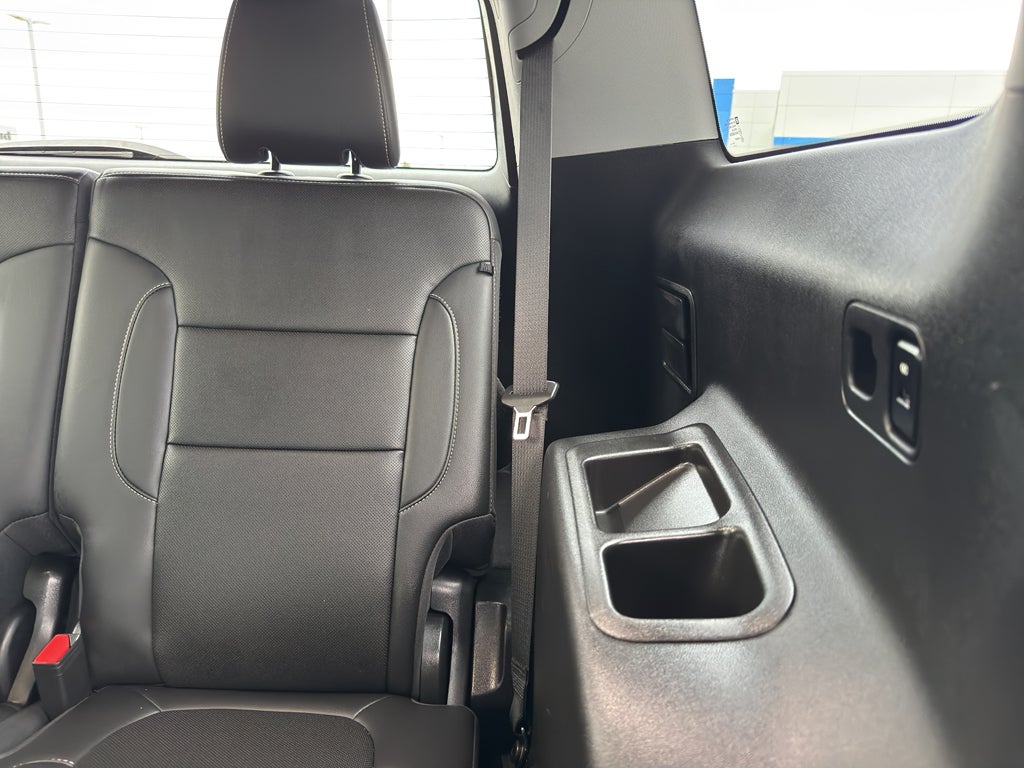 2023 GMC Acadia AWD SLT