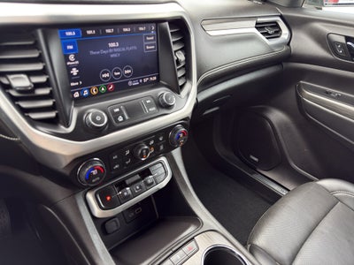 2023 GMC Acadia AWD SLT