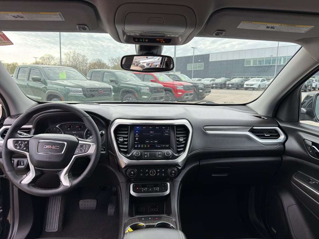 2023 GMC Acadia AWD SLT