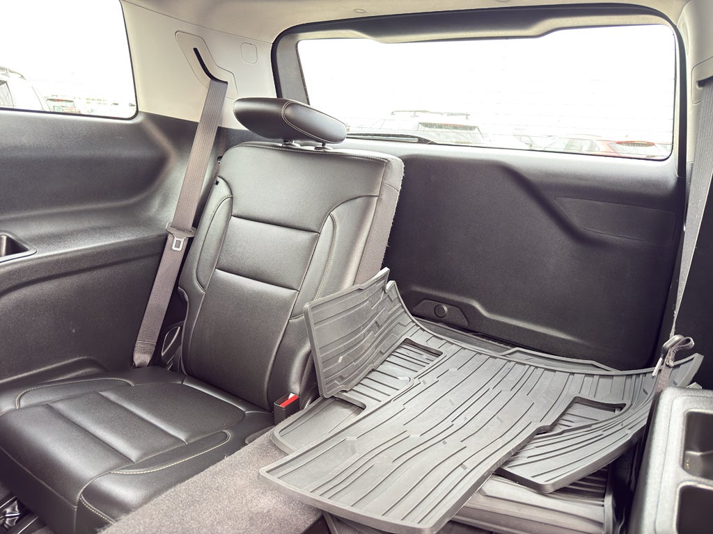 2023 GMC Acadia AWD SLT