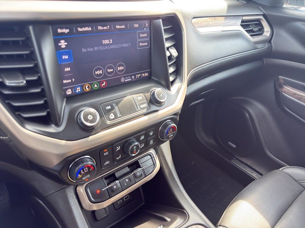 2023 GMC Acadia AWD Denali