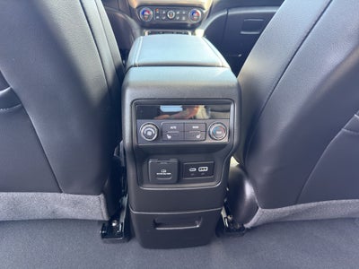 2023 GMC Acadia AWD Denali
