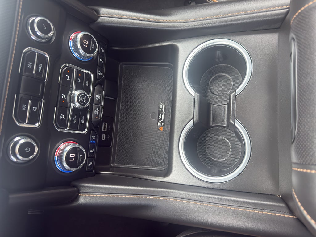 2023 GMC Yukon XL 4WD 4dr AT4