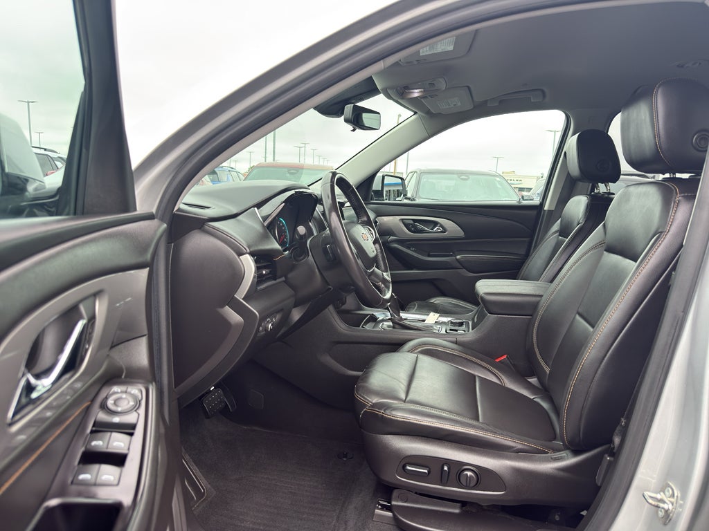 2018 Chevrolet Traverse FWD 2LT