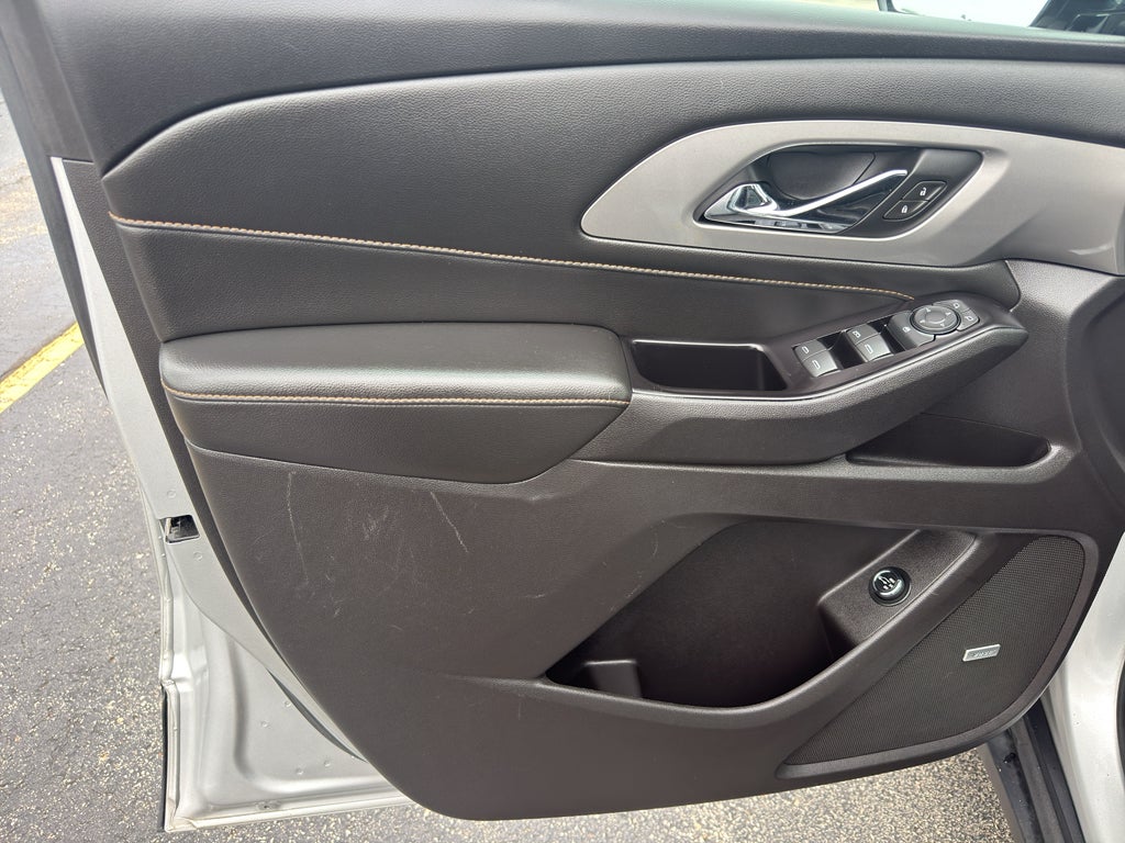 2018 Chevrolet Traverse FWD 2LT