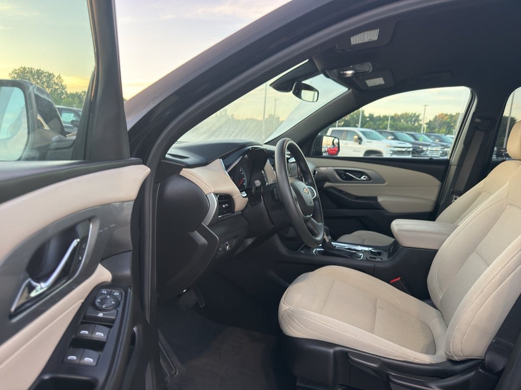 2023 Chevrolet Traverse AWD 1LS