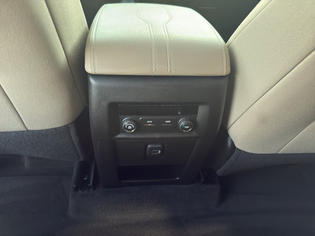 2023 Chevrolet Traverse AWD 1LS