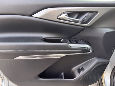 2024 Chevrolet Traverse LT w/2LT