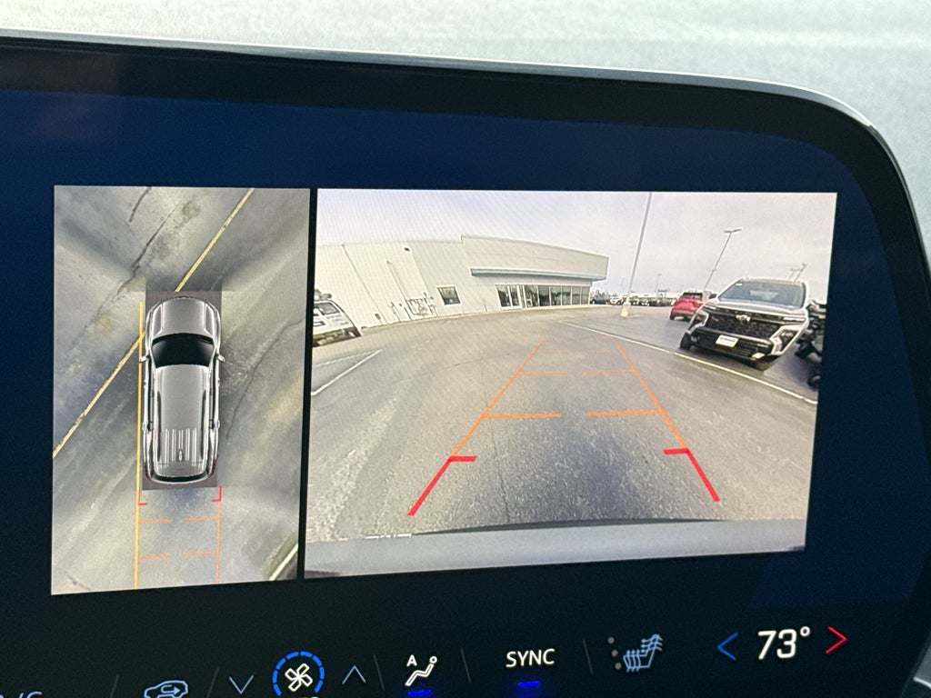 2024 Chevrolet Traverse LT w/2LT