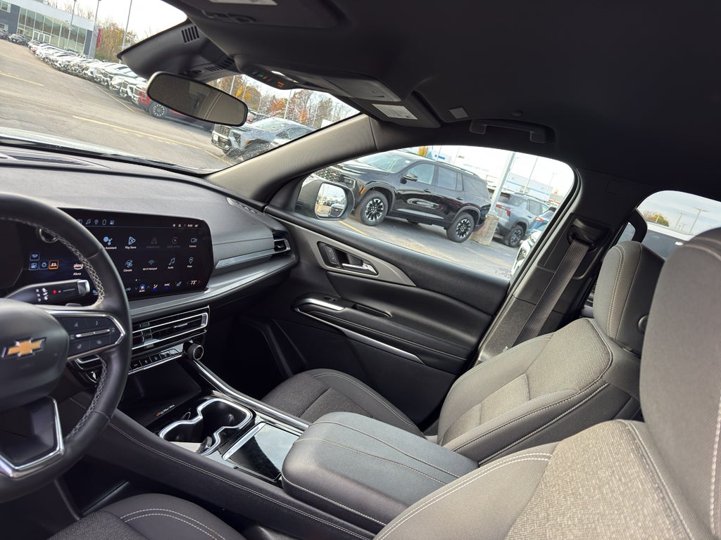 2024 Chevrolet Traverse LT w/2LT